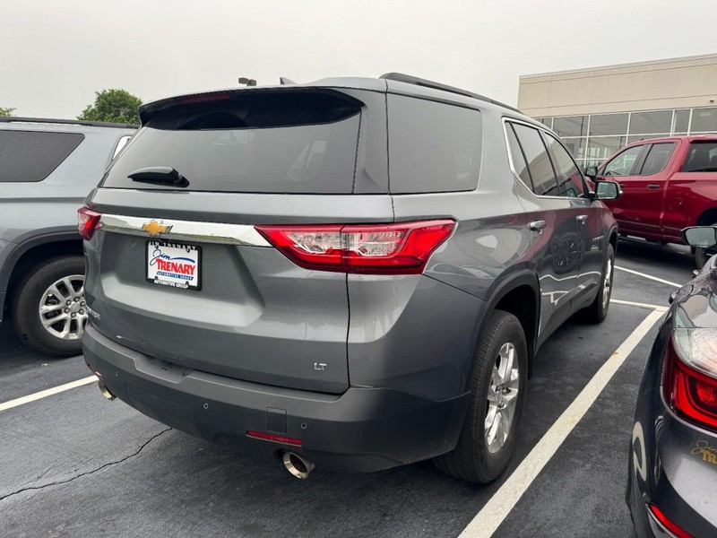 Chevrolet Traverse Vehicle Image 04