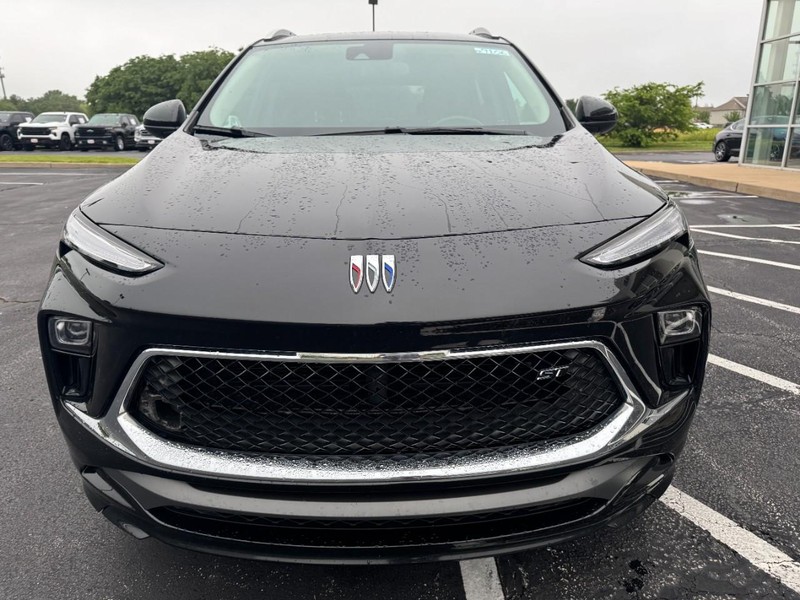 Buick Encore GX Vehicle Image 09