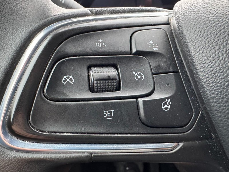 Buick Encore GX Vehicle Image 16