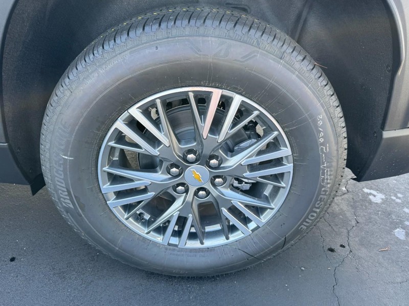 Chevrolet Traverse Vehicle Image 06