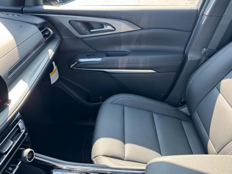 Chevrolet Traverse Vehicle Image 09