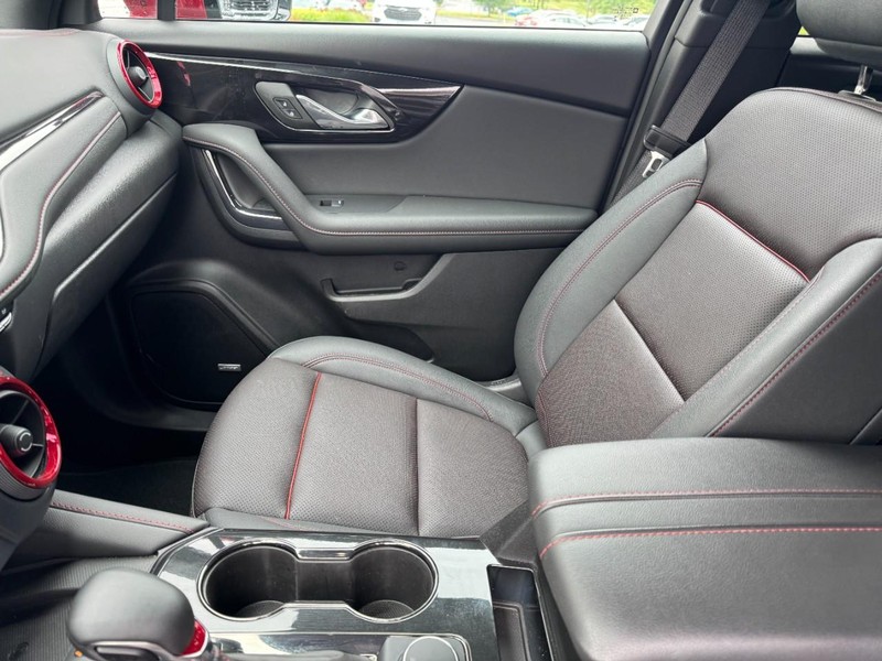 Chevrolet Blazer Vehicle Image 08