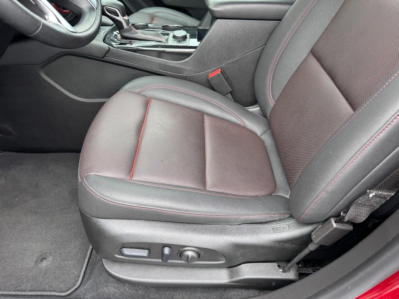 Chevrolet Blazer Vehicle Image 09