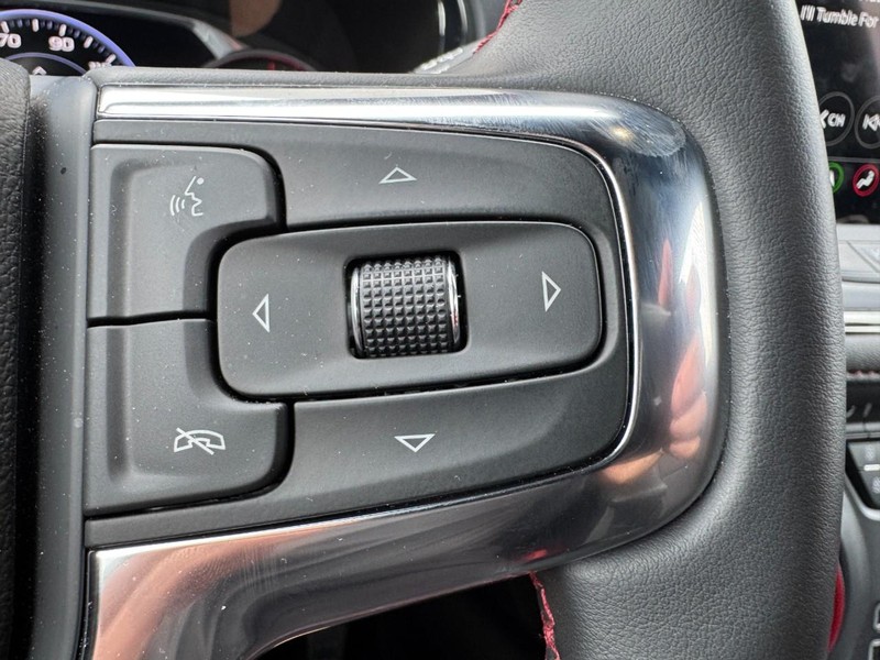 Chevrolet Blazer Vehicle Image 12