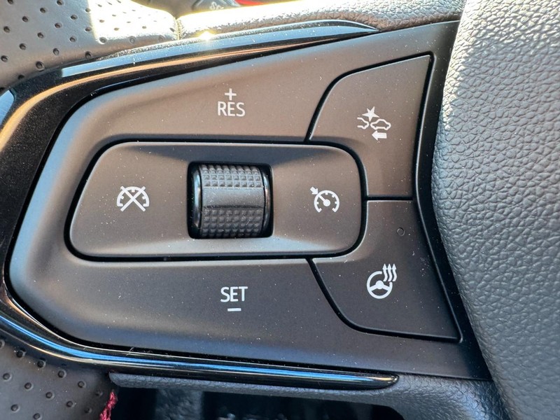 Chevrolet Trax Vehicle Image 11