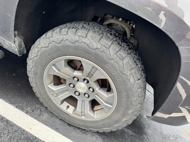 Chevrolet Tahoe Vehicle Image 05