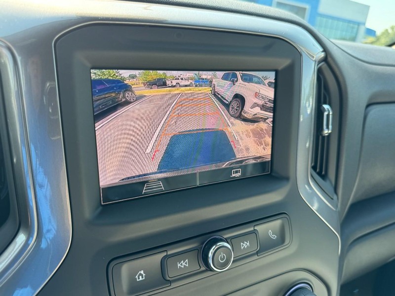 Chevrolet Silverado 1500 Vehicle Image 16