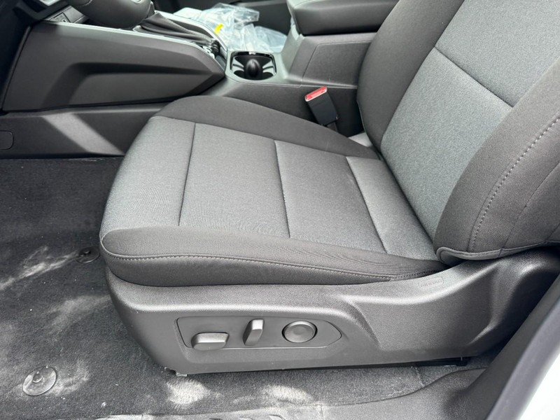 Chevrolet Colorado Vehicle Image 08