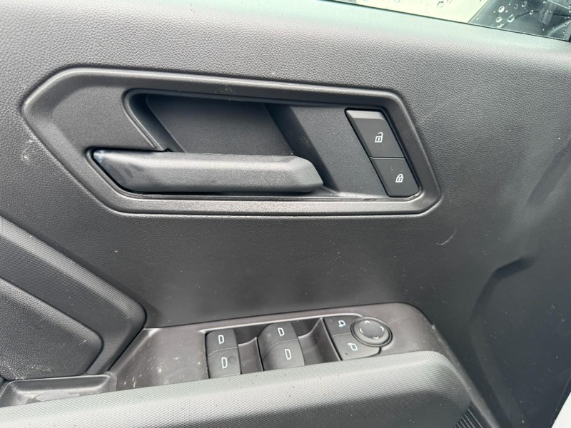Chevrolet Colorado Vehicle Image 09