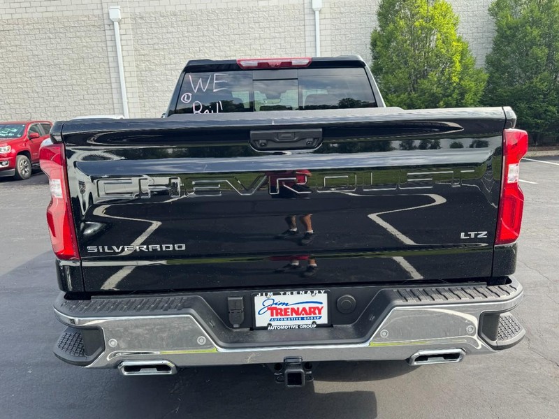 Chevrolet Silverado 1500 Vehicle Image 04