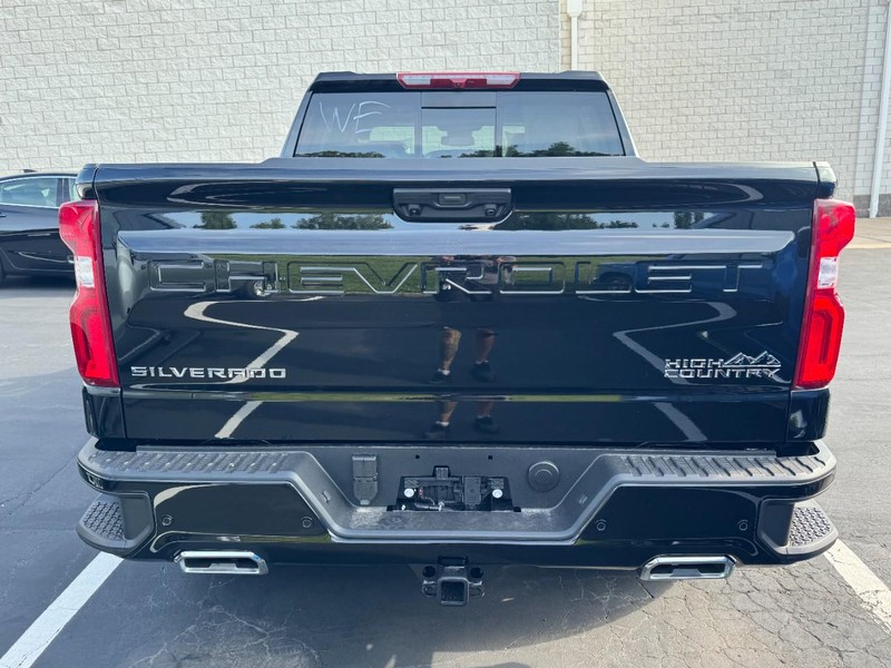 Chevrolet Silverado 1500 Vehicle Image 04