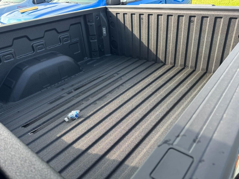 Chevrolet Silverado 1500 Vehicle Image 06
