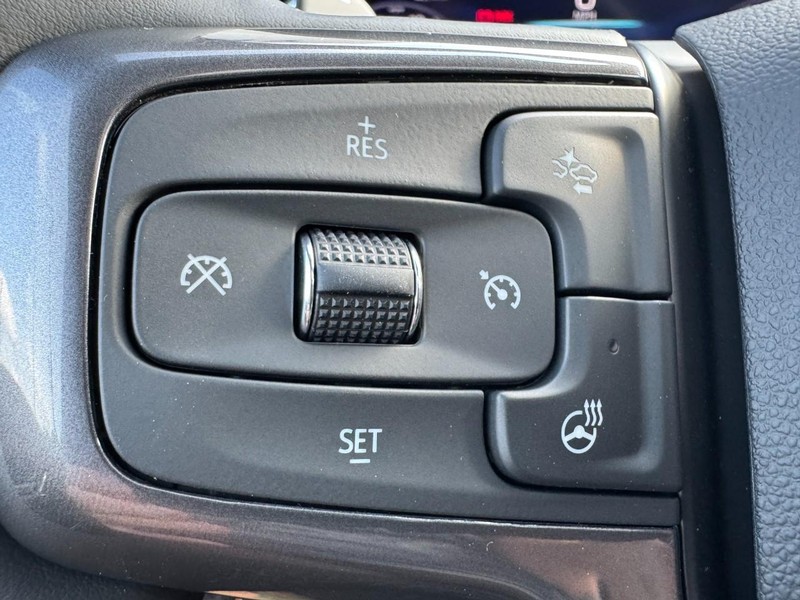 Chevrolet Silverado 1500 Vehicle Image 12