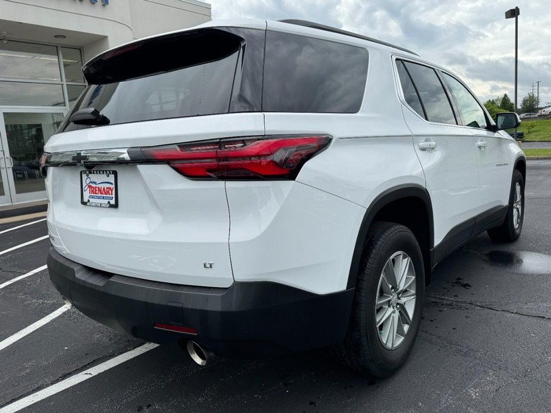 Chevrolet Traverse Vehicle Image 03