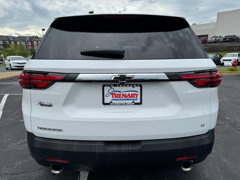 Chevrolet Traverse Vehicle Image 04
