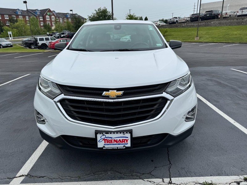 Chevrolet Equinox Vehicle Image 03