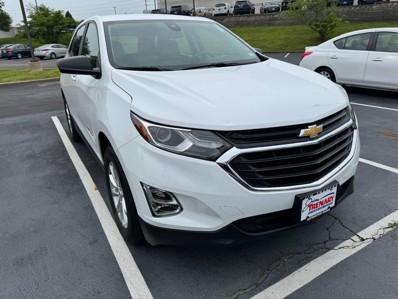Chevrolet Equinox Vehicle Image 04