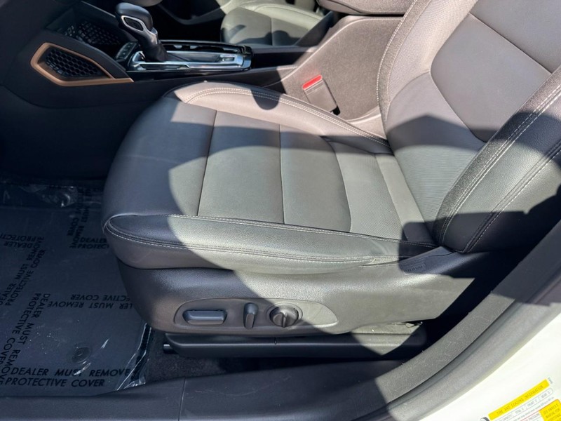 Chevrolet TrailBlazer Vehicle Image 14