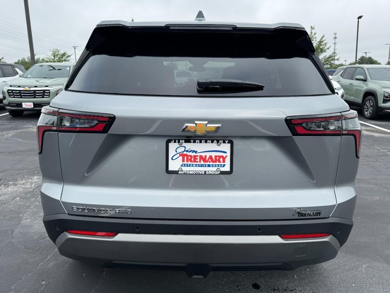 Chevrolet Equinox Vehicle Image 04