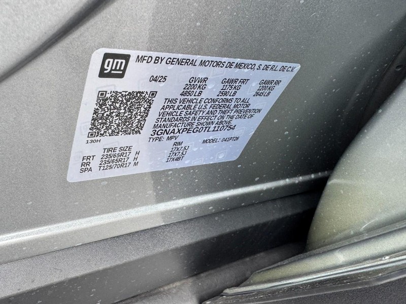 Chevrolet Equinox Vehicle Image 17