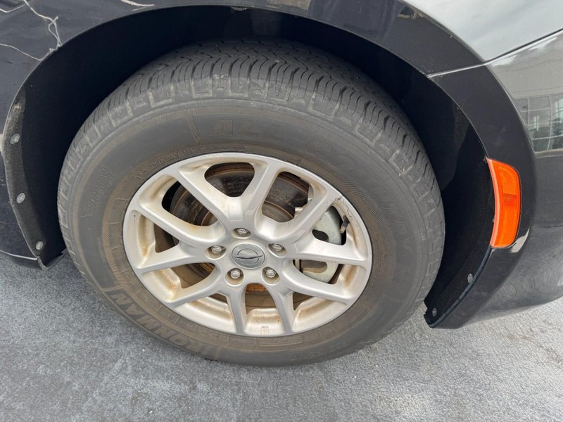 Chrysler Voyager Vehicle Image 05