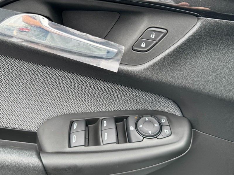 Chevrolet TrailBlazer Vehicle Image 08