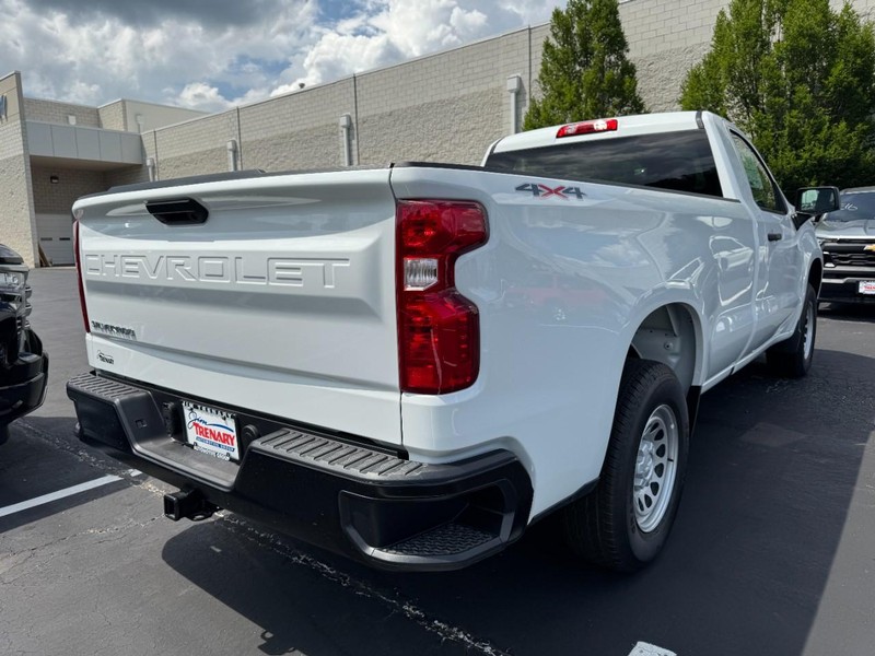 Chevrolet Silverado 1500 Vehicle Image 03