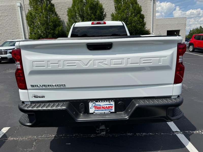 Chevrolet Silverado 1500 Vehicle Image 04