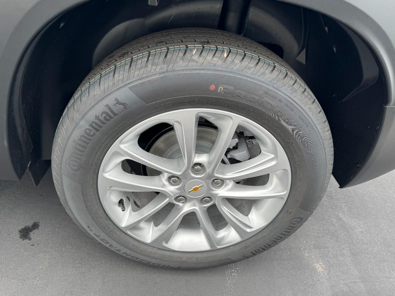 Chevrolet TrailBlazer Vehicle Image 06