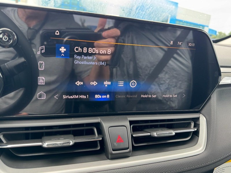 Chevrolet TrailBlazer Vehicle Image 12