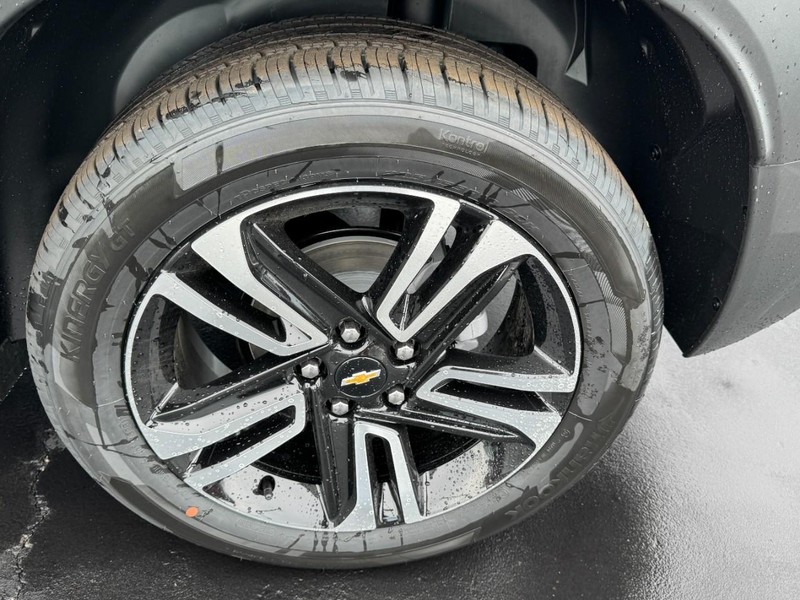 Chevrolet TrailBlazer Vehicle Image 06