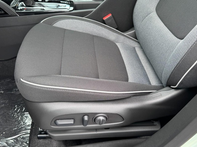 Chevrolet TrailBlazer Vehicle Image 07