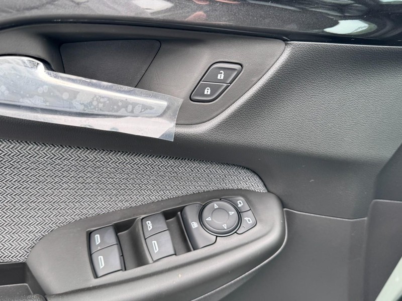 Chevrolet TrailBlazer Vehicle Image 08