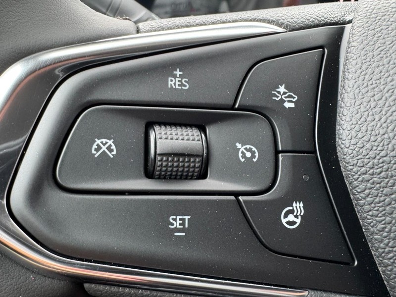 Chevrolet TrailBlazer Vehicle Image 09