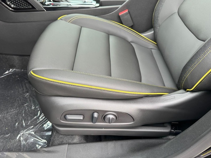 Chevrolet TrailBlazer Vehicle Image 07