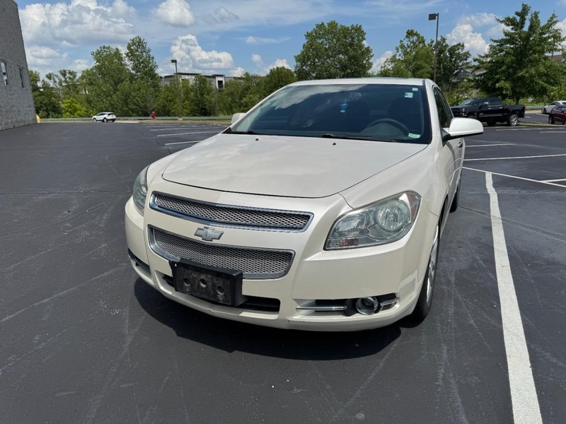 Chevrolet Malibu Vehicle Image 02