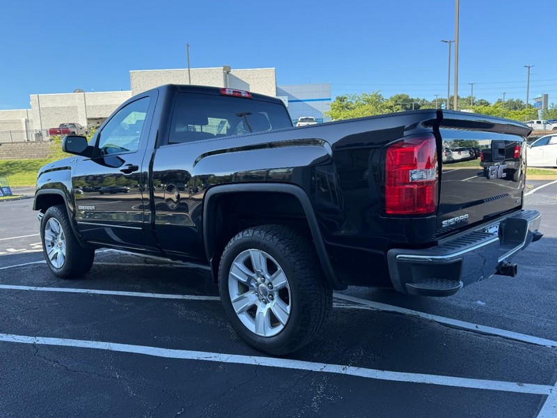 GMC Sierra 1500 Vehicle Image 05