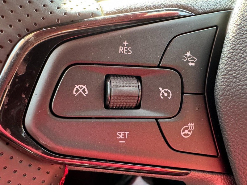 Chevrolet Trax Vehicle Image 11