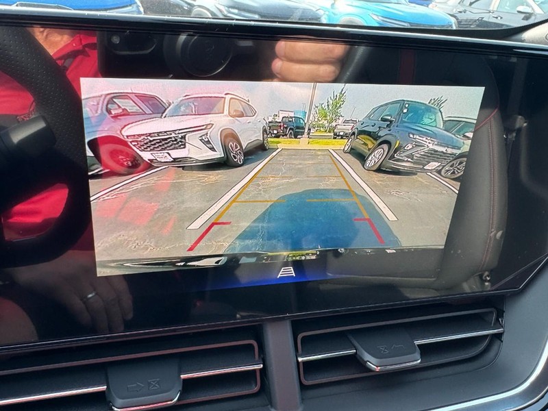 Chevrolet Trax Vehicle Image 15