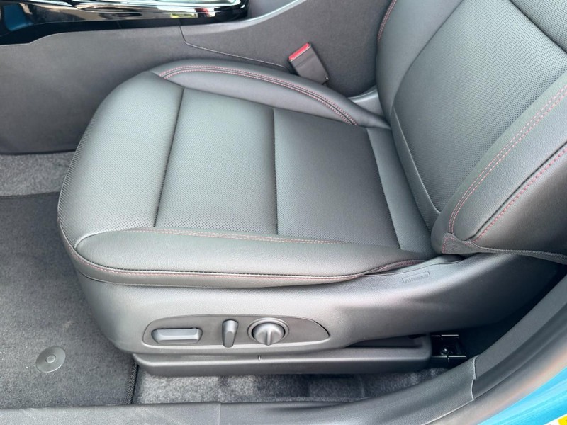 Chevrolet Trax Vehicle Image 09