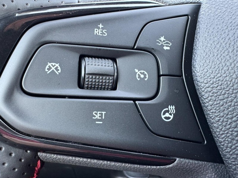 Chevrolet Trax Vehicle Image 11