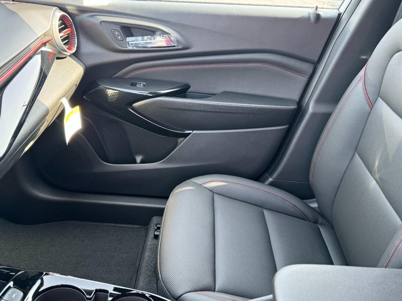 Chevrolet Trax Vehicle Image 07