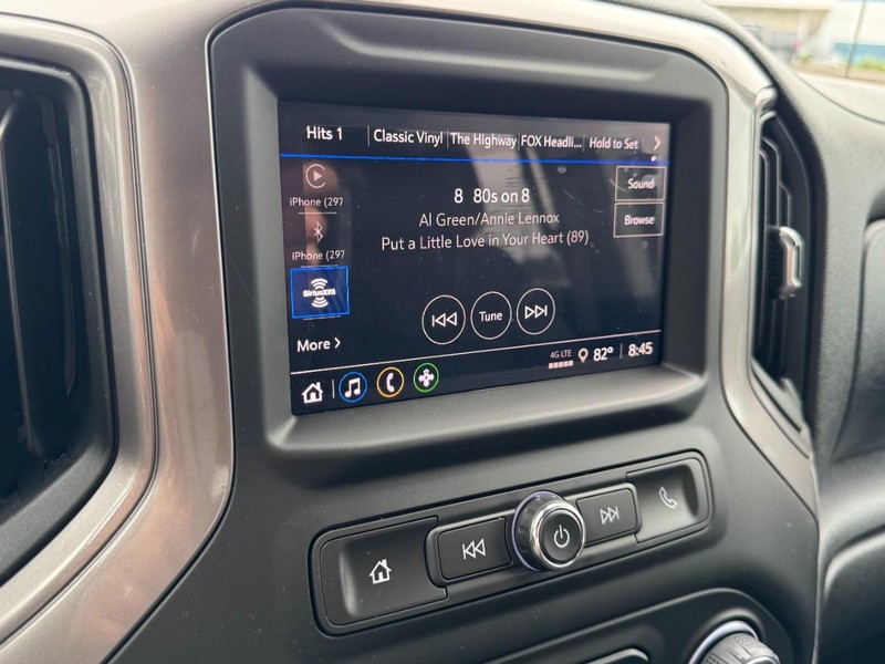 Chevrolet Silverado 1500 Vehicle Image 18