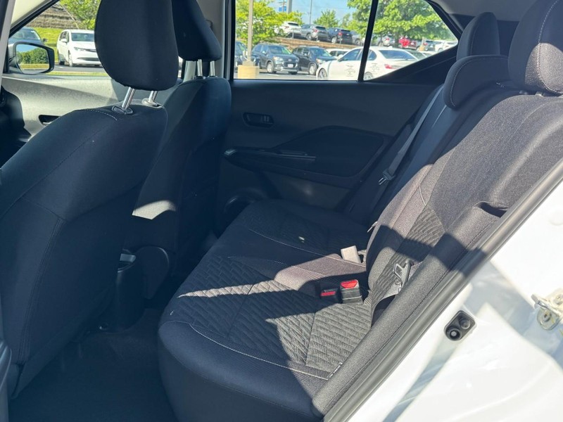Nissan Kicks Vehicle Image 10