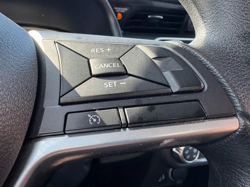 Nissan Kicks Vehicle Image 17