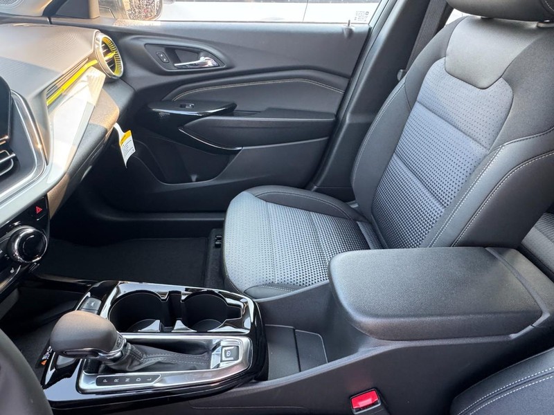 Chevrolet Trax Vehicle Image 06