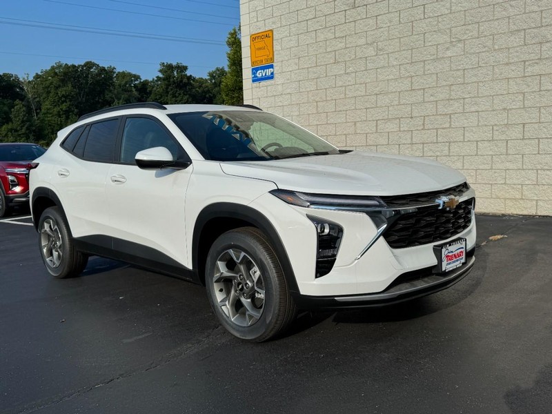 Chevrolet Trax Vehicle Image 02