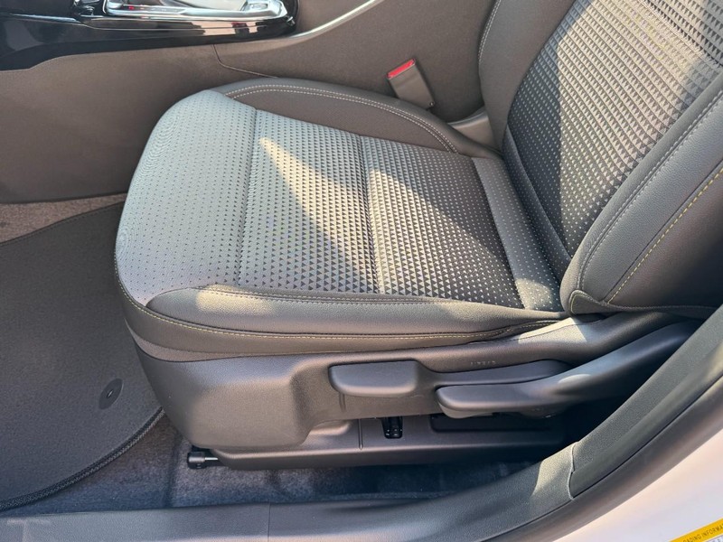 Chevrolet Trax Vehicle Image 09