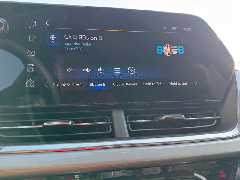 Chevrolet Trax Vehicle Image 14
