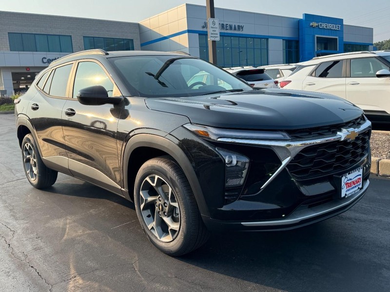 Chevrolet Trax Vehicle Image 02